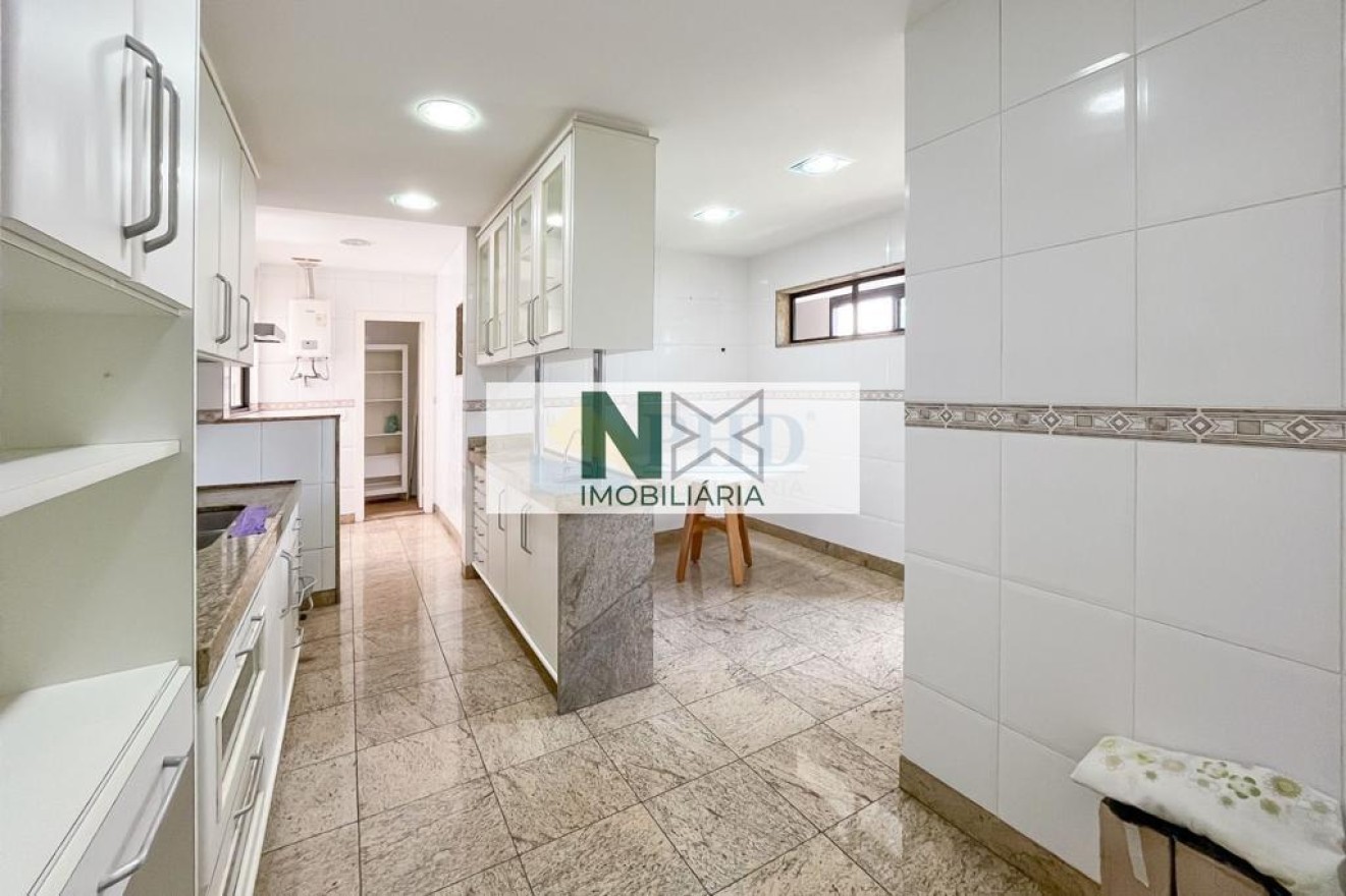 Apartamento 4 Quartos 200m² Apartamento 4 Quartos 200m²