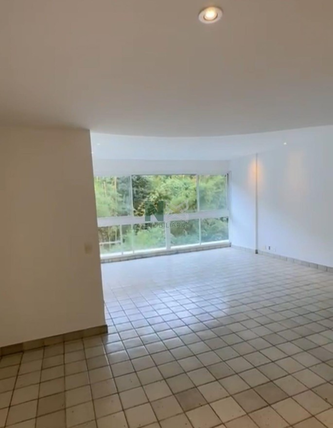 Apartamento 2 Quartos 135m² Apartamento 2 Quartos 135m²