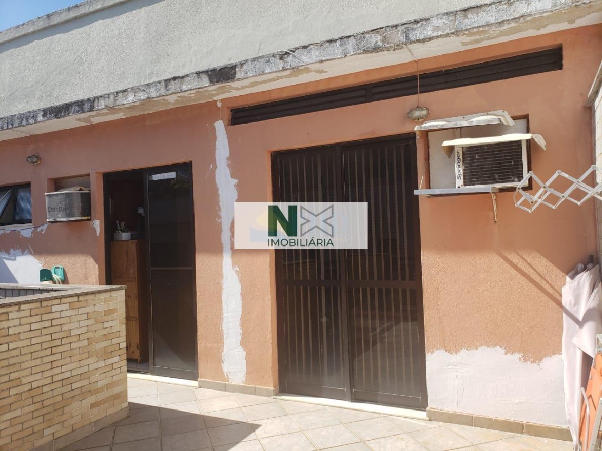 Cobertura 3 Quartos 180m² Cobertura 3 Quartos 180m²