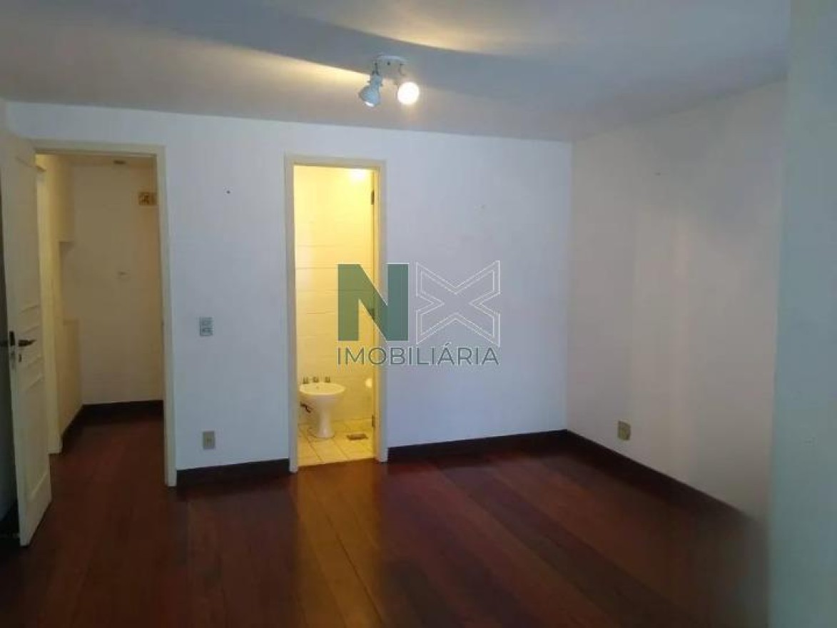 Apartamento 3 Quartos 147m² Apartamento 3 Quartos 147m²