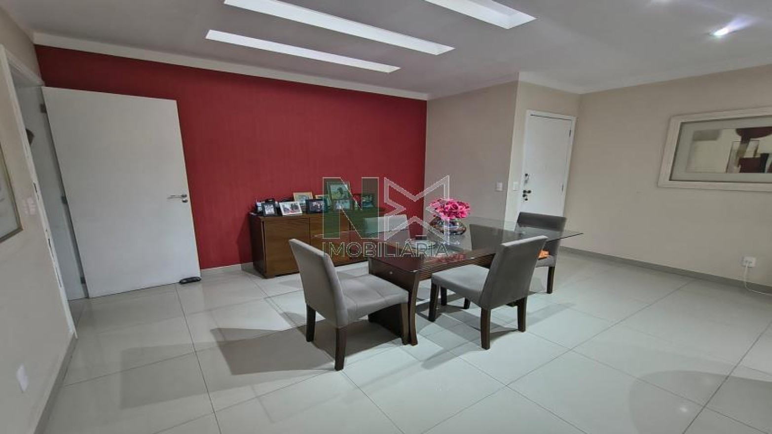 Cobertura 3 Quartos 200m² Cobertura 3 Quartos 200m²