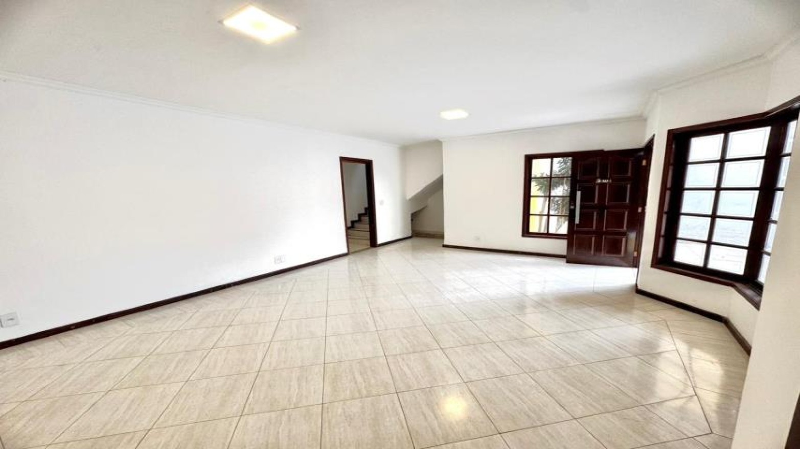 Casa 4 Quartos 120m² Casa 4 Quartos 120m²