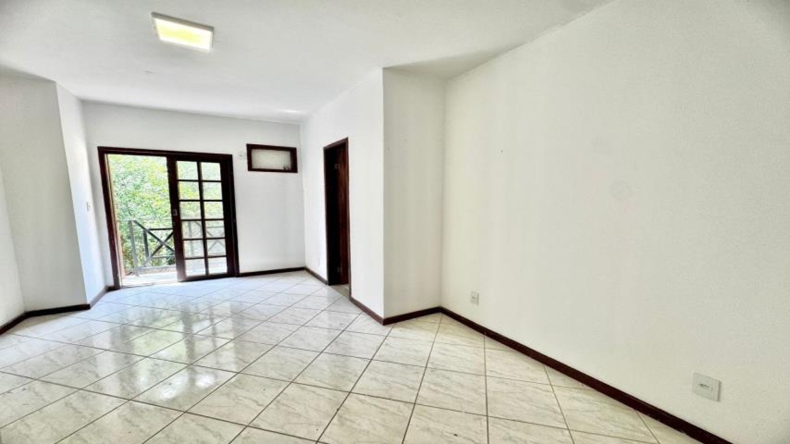 Casa 4 Quartos 120m² Casa 4 Quartos 120m²