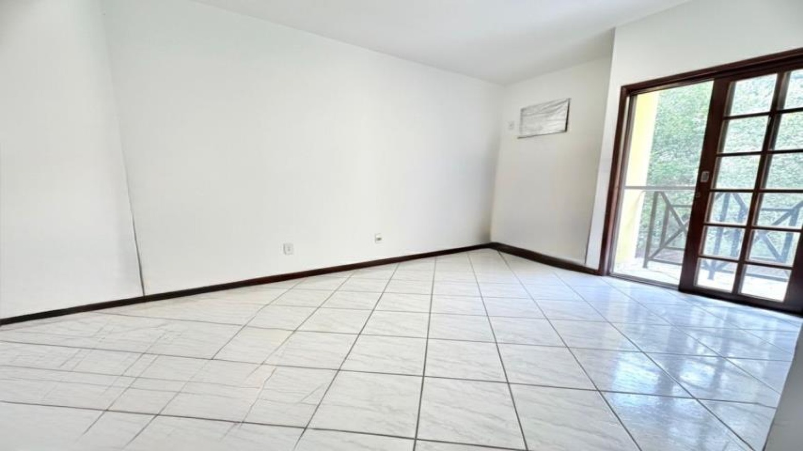 Casa 4 Quartos 120m² Casa 4 Quartos 120m²