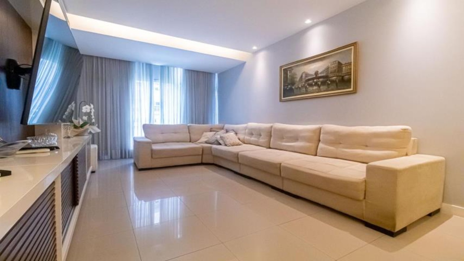 Apartamento 3 Quartos 156m² Apartamento 3 Quartos 156m²