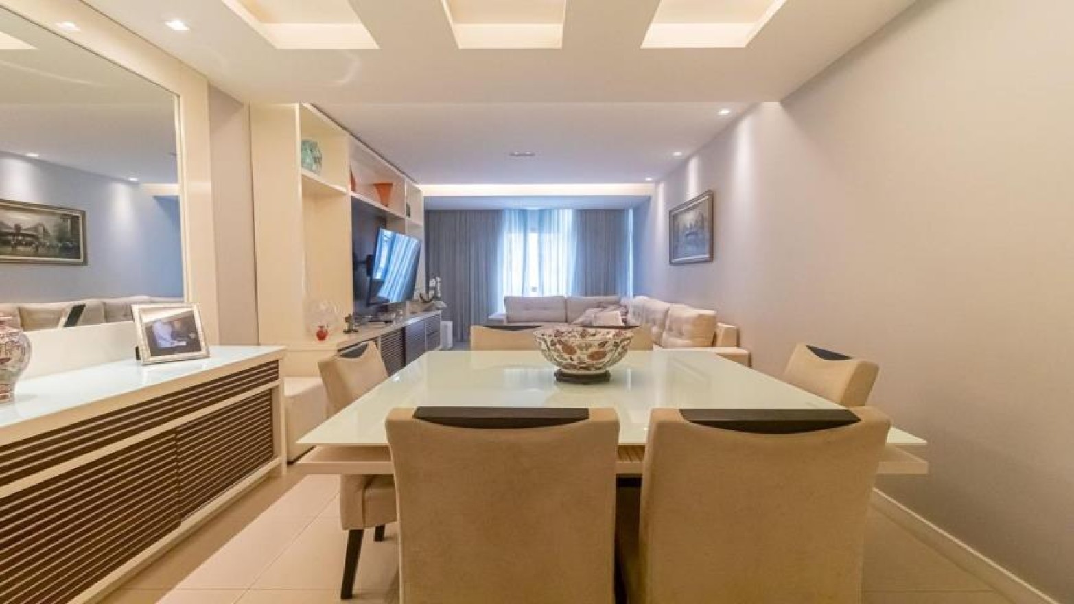 Apartamento 3 Quartos 156m² Apartamento 3 Quartos 156m²