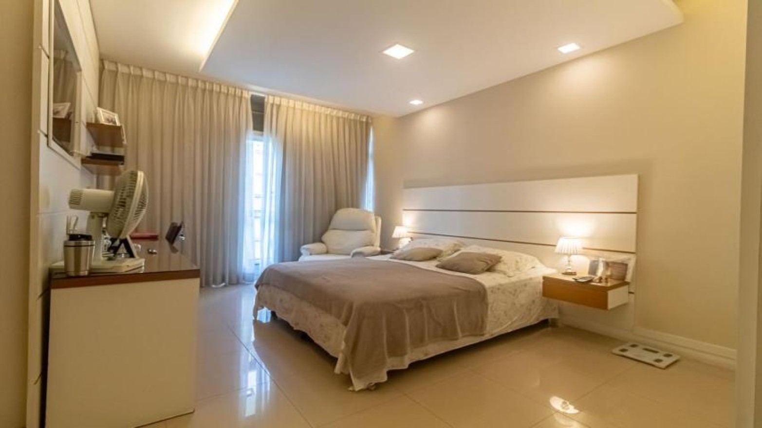 Apartamento 3 Quartos 156m² Apartamento 3 Quartos 156m²