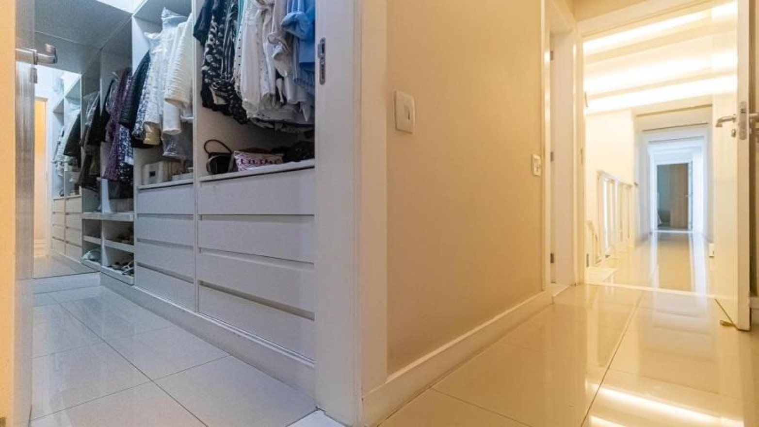 Apartamento 3 Quartos 156m² Apartamento 3 Quartos 156m²
