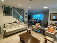 Casa 4 Quartos 256m² Casa 4 Quartos 256m²