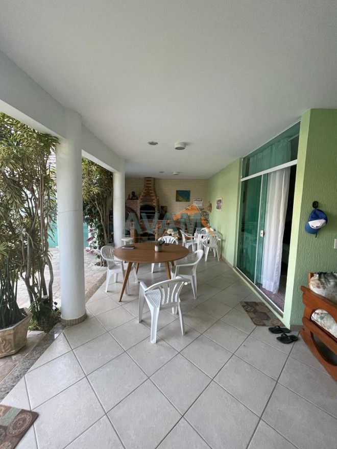 Casa 4 Quartos 256m² Casa 4 Quartos 256m²