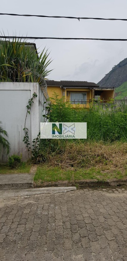 Terreno 360m² Terreno 360m²