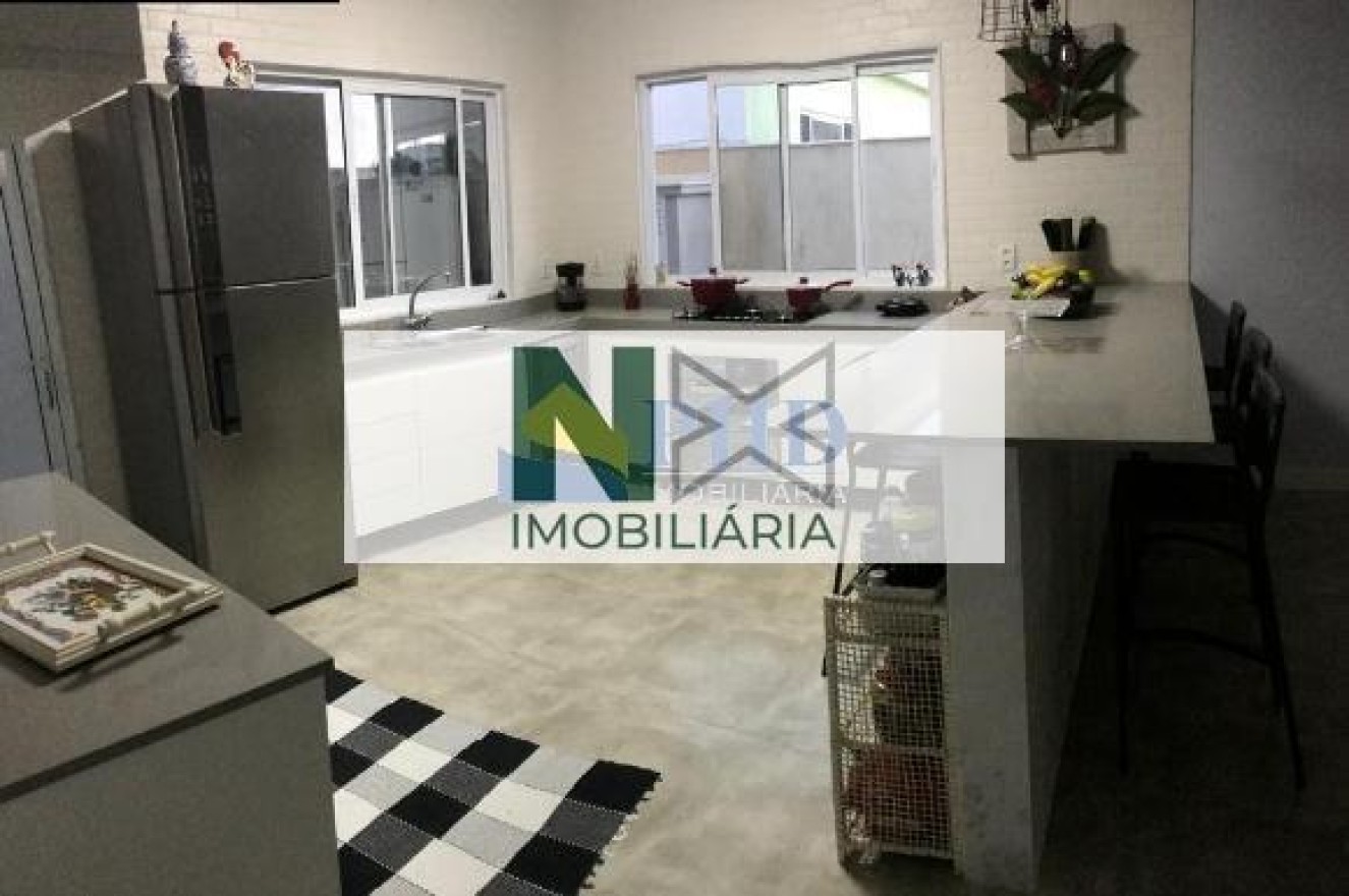 CASA 3 Quartos 200m² CASA 3 Quartos 200m²