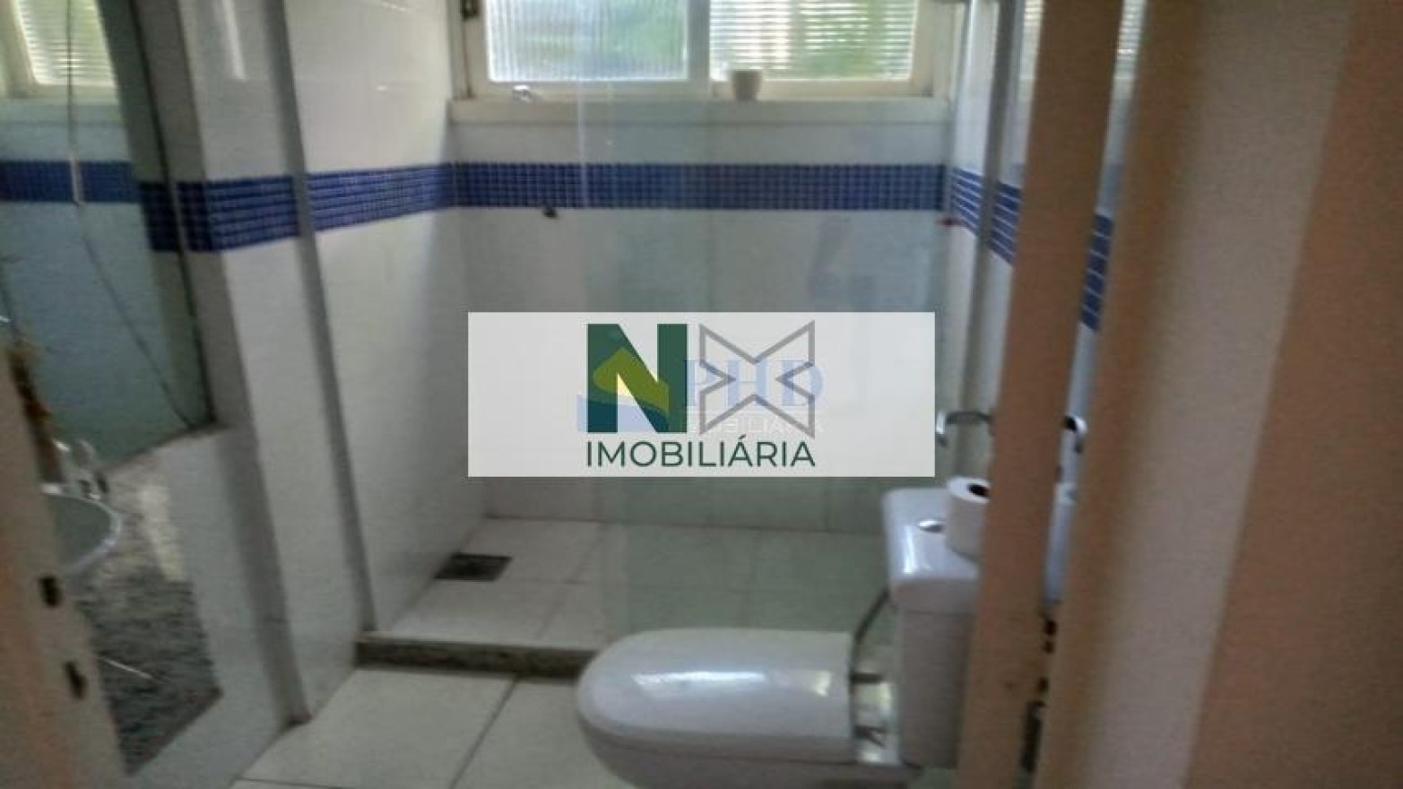 Casa 5 Quartos 600m² Casa 5 Quartos 600m²